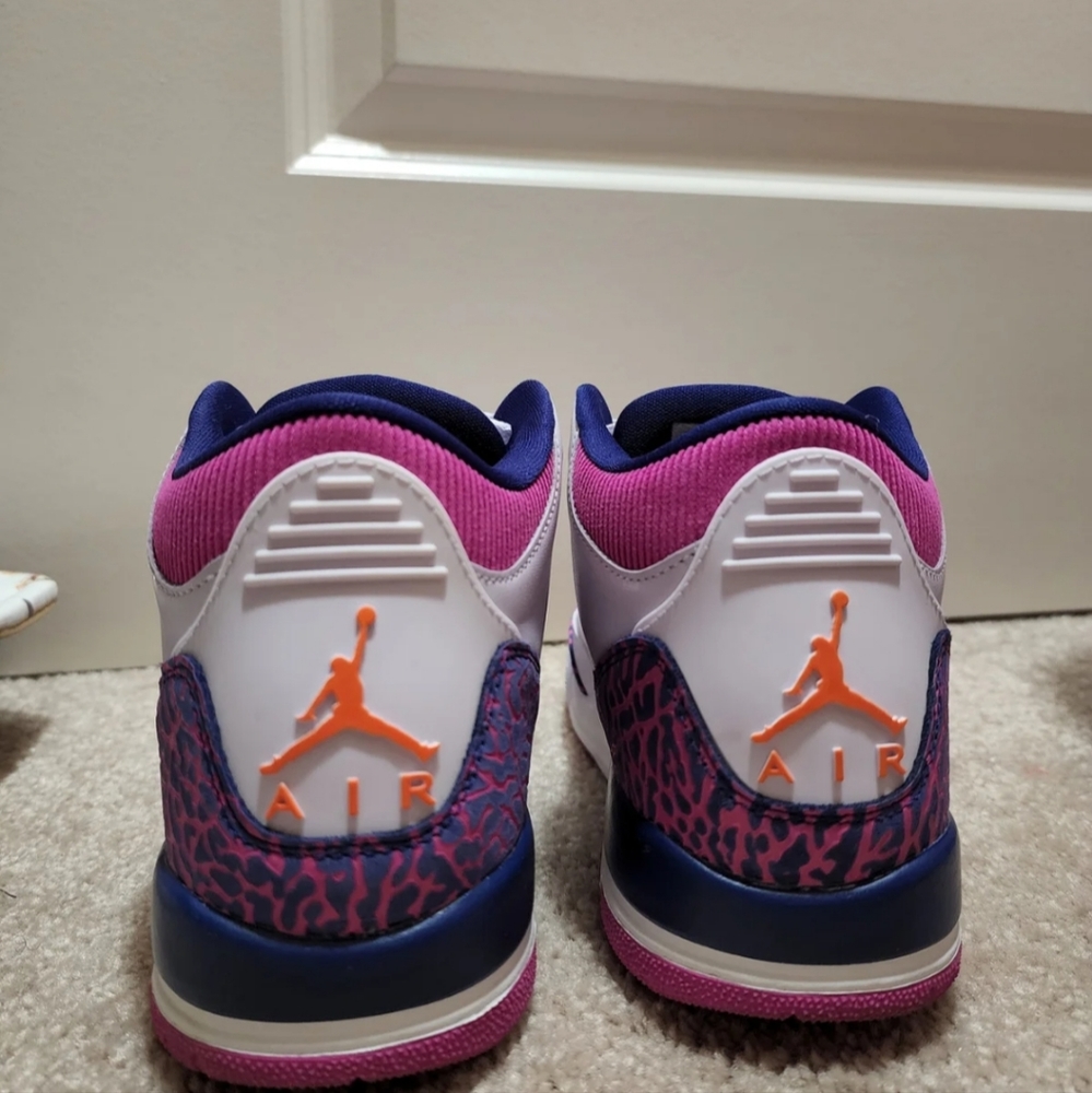 Air Jordan Retro 3- Kids Purple Pink